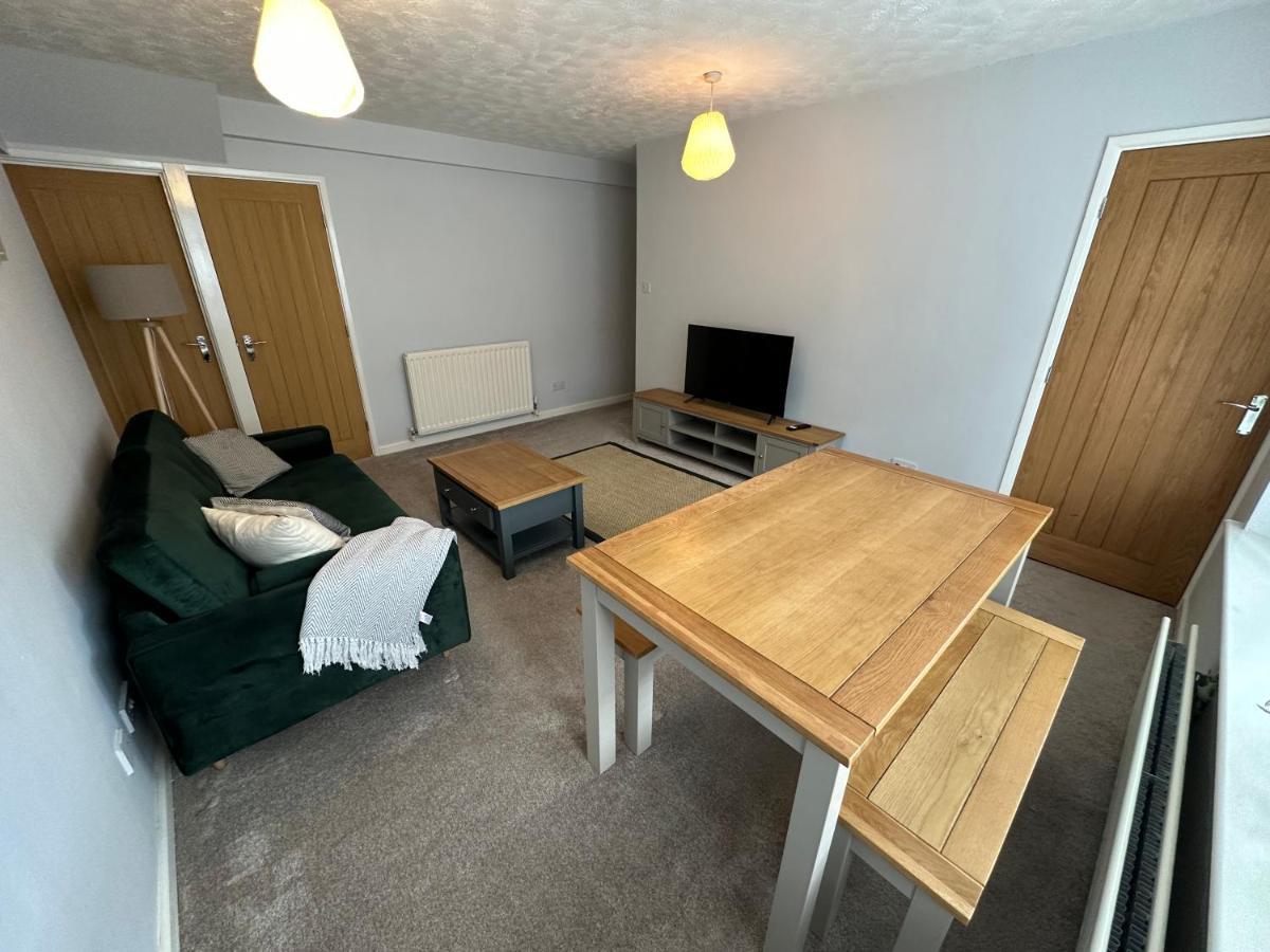 Cosy, 2 Bedroom Cottage In Guisborough Town Centre Esterno foto